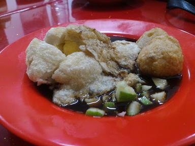 PEMPEK TENNY