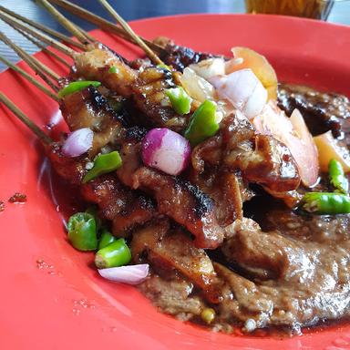 SATE AYAM CAK HOLIL MADURA, TOMANG