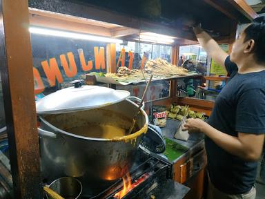 SATE PADANG ARI TANJUNG