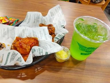 WINGSTOP CIPUTRA MALL