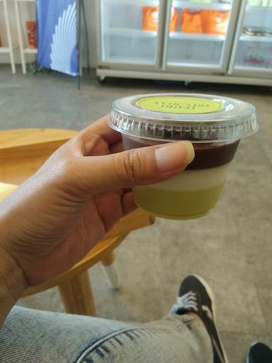 PUDDING SEKISAH SURABAYA DHARMAHUSADA