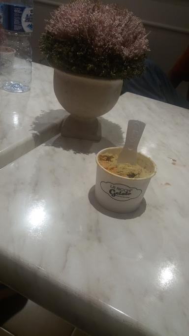 LA RICCHI ICE CREAM