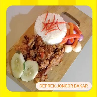 AYAM GEPREK JONGOR