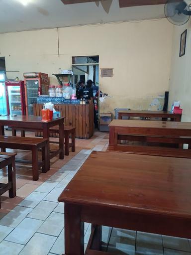 PECEL MADIUN MBAK NANING