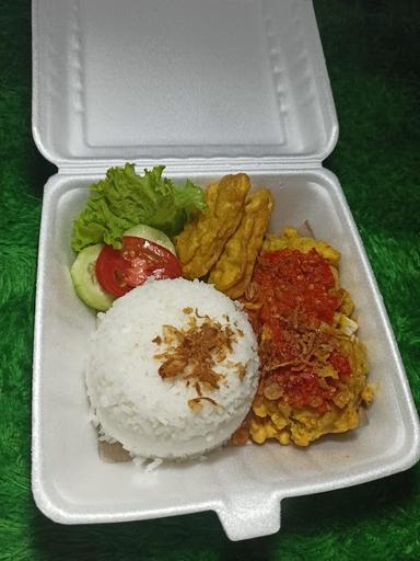 AYAM TUMBUAK