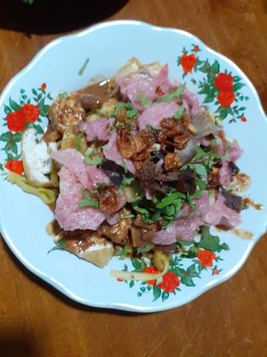 MIE ABUAH SOTO