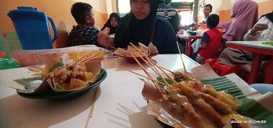 SATE JAM GADANG