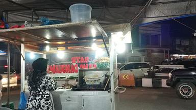 STREET VENDOR OF SATE DANGUANG DANGUANG