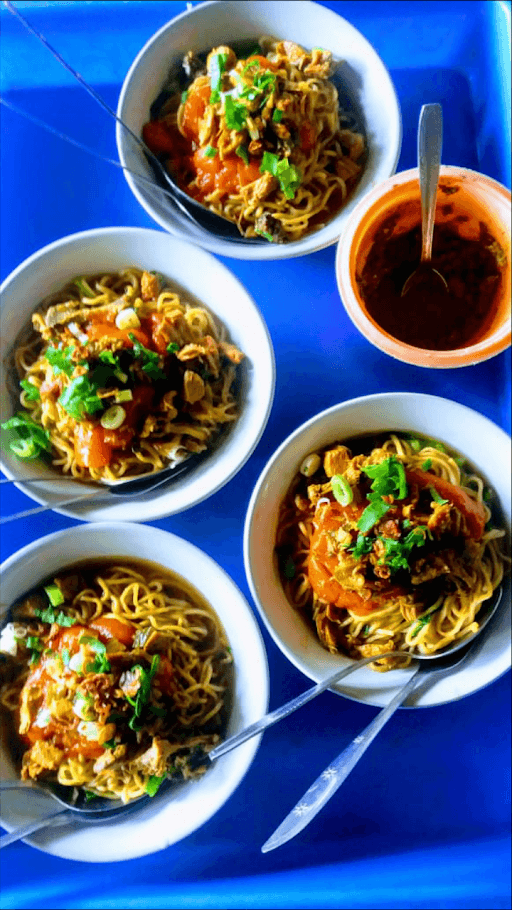 BAKSO MIE AYAM NANDA