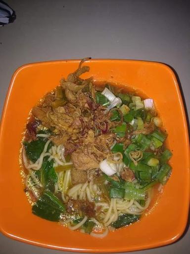 BAKSO DAN MIE AYAM BANG SODIQ