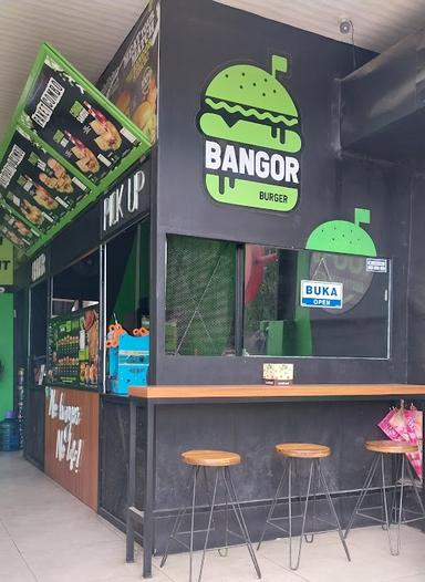 BURGER BANGOR RUNGKUT