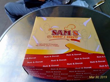 SAM’S BAKERY & DONUTS - RUNGKUT MADYA