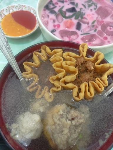 3 RAJA BAKSO & PANGSIT MIE AYAM