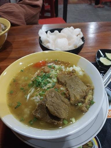 BAKSO DAN SOTO DAGING GUNUNG ANYAR