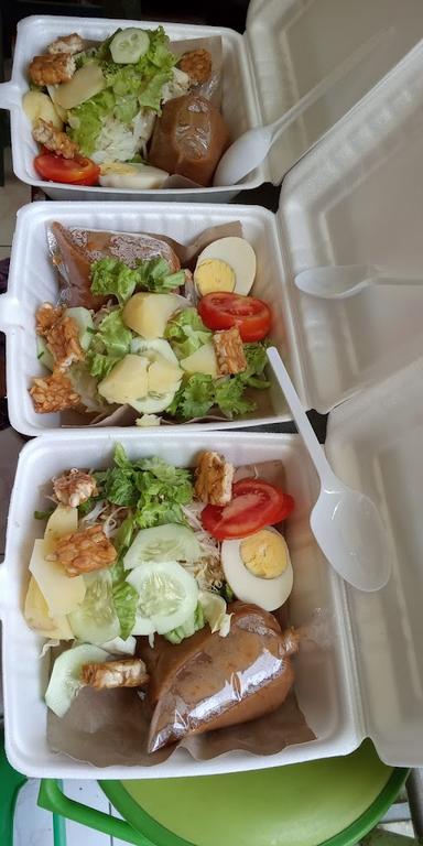 GADO GADO NENG AM