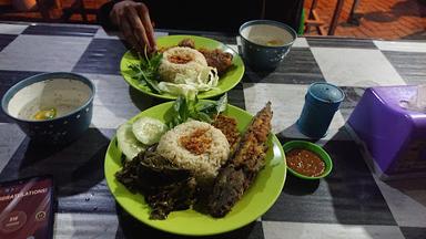 NASI UDUK 45