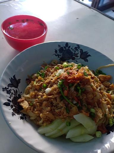 PANGSIT MIE AYAM TUBAN