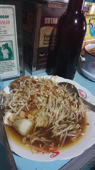 WARUNG LONTONG BALAP