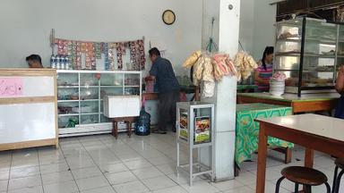 WARUNG POJOK SEDERHANA