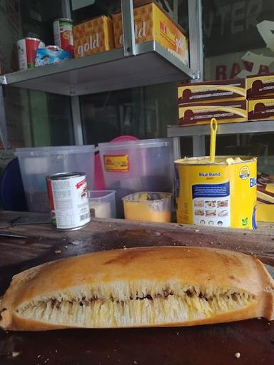 MARTABAK KUE BANDUNG 2 SAUDARA