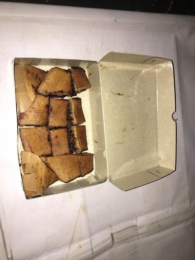 MARTABAK DAN KUE BANDUNG PAK KUMIS