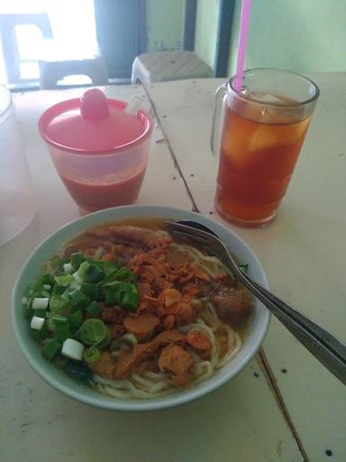 MIE AYAM & BAKSO SALVINO