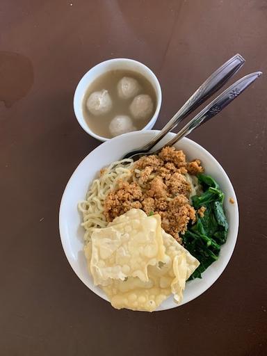 MIE AYAM HARIS