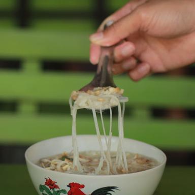 SOTO AYAM & PECEL NDLESEP