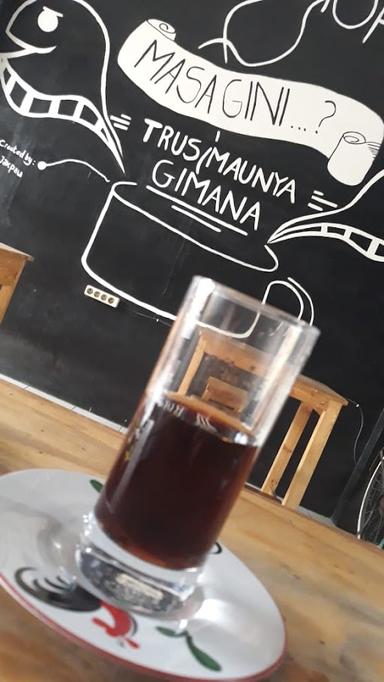 BALE KOPI BAKAR