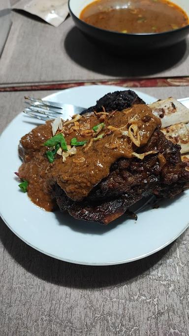 KONRO & IKAN BAKAR PETTA HAJI