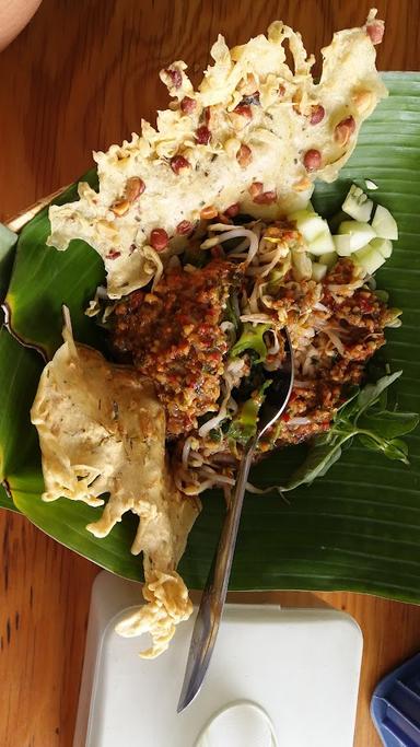 PECEL PINCUK BU IDA