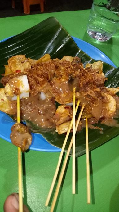 SATE DAN SOTO PADANG SALERO AJO - KOTA WISATA