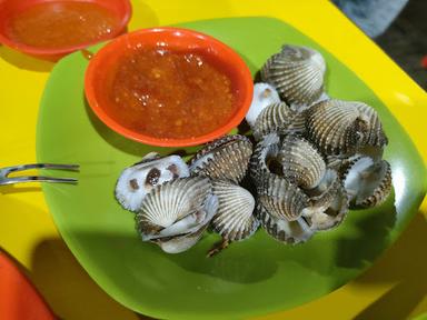 SEAFOOD 68 SANTA KOTA WISATA CIBUBUR