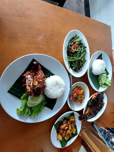 KHAIRA AYAM GORENG,CABANG SUDIRMAN