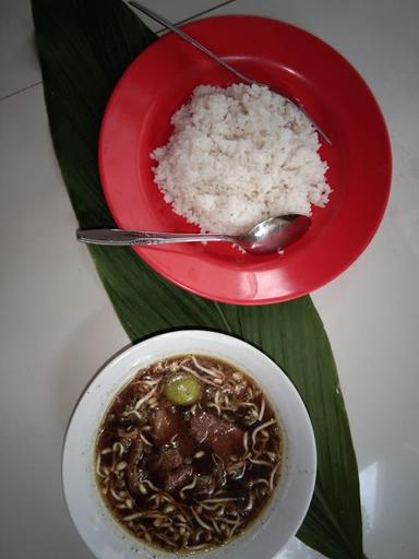 WARUNG NASI BALAP GUNUNG