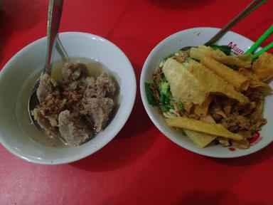 BAKSO GEPENG BUKIT DAGO