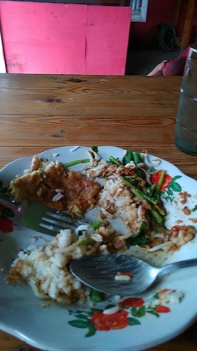 NASI PECEL MADIUN