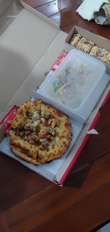 PIZZA HUT DELIVERY - PHD INDONESIA