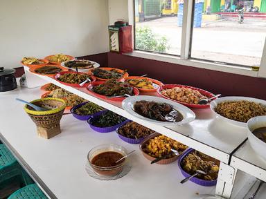 RUMAH MAKAN CIREMAI