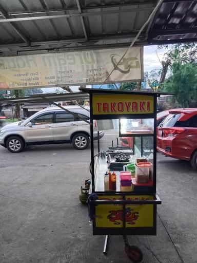 TAKOYAKI OISHII TAKO BUKIT DAGO