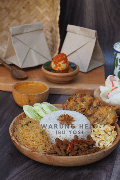 WARUNG HEJO IBU YOSI (NASI UDUK & NASI KUNING)