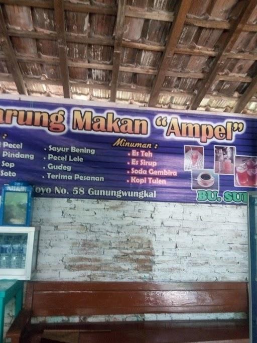 WARUNG MAKAN AMPEL