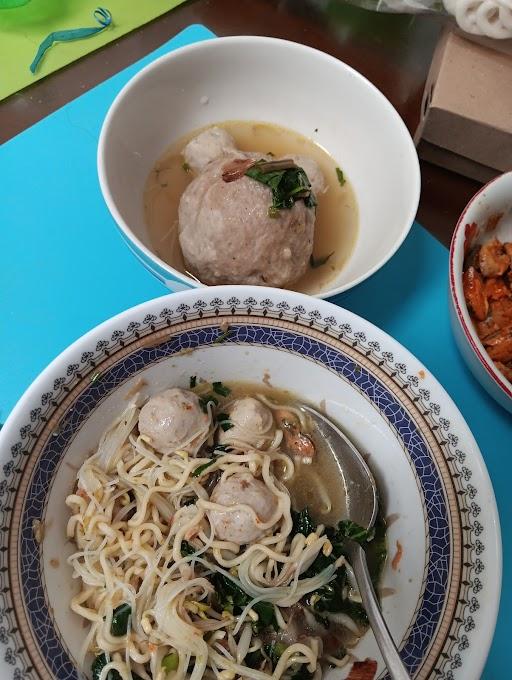 MIE AYAM & BASO BERANAK ( MAS EDI )