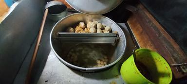 WARUNG BAKSO CAH SOLO