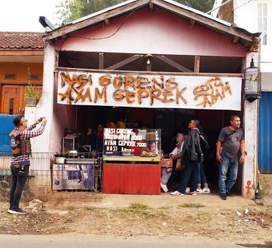  NASI GORENG SOTO AYAM & AYAM GEPREK IBU ATIK.