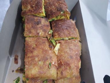 MARTABAK BINTANG