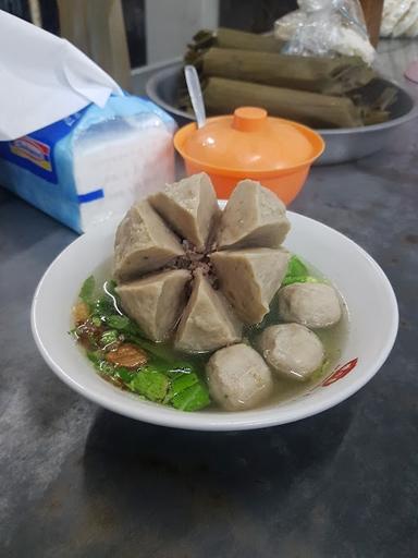 BAKSO LEGOMULYO MAS GONDRONG