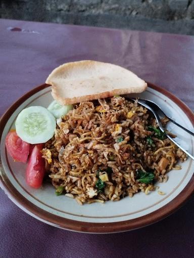 NASI GORENG ARANG KLAYAN