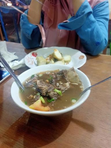 WARUNG MAKAN SOP IGA SAPI MEMEN KLAYAN(SOP MBA SARI)