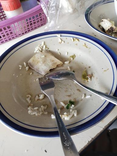 WARUNG MAKAN SOP IGA SAPI MEMEN KLAYAN(SOP MBA SARI)